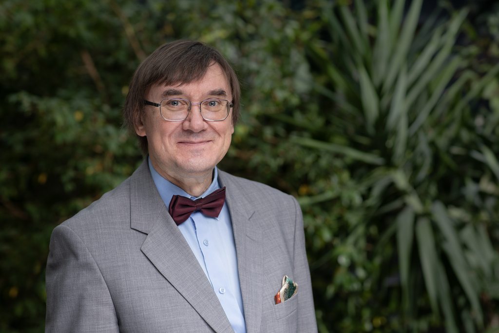prof. Marek Gensler